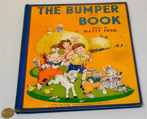 Lot - 1946 The Bumper Book by Watty Piper