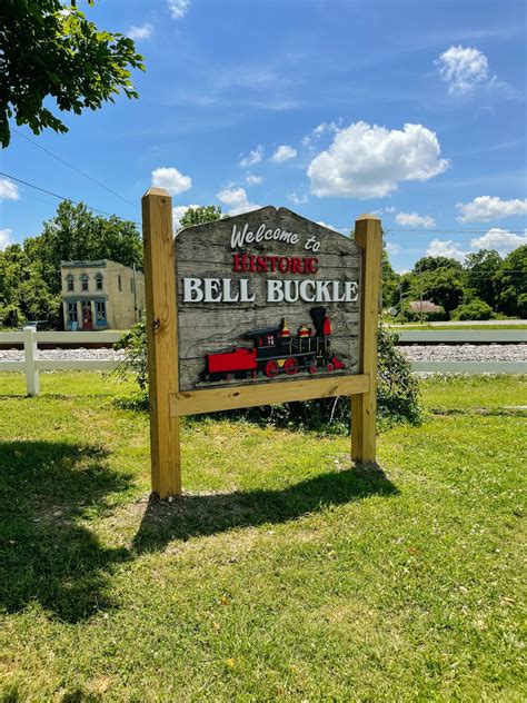 Bell Buckle Tennessee Travel Guide - Hello Gorgeous, by Angela Lanter