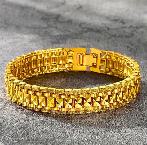 Gold Bracelets For Men - Mens Gold Bracelet Designs Online at Best ...