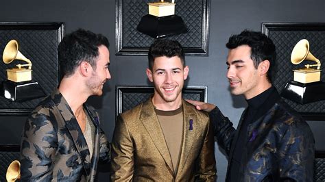 Nick Jonas Acknowledged He Had Food in His Teeth During Grammys 2020 ...