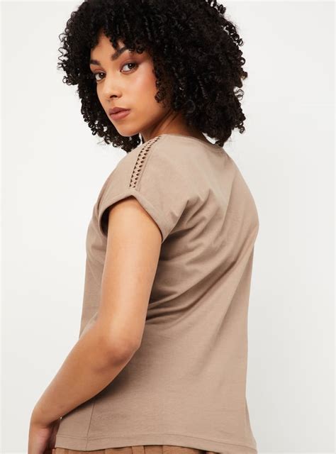 Buy Women Solid T-shirt Online at just Rs. 299.0 - 1000015595439 | Max ...