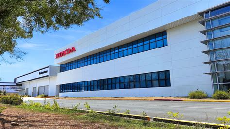 Honda Cars Philippines › Ayala and Honda Announce Transition of Dealer ...