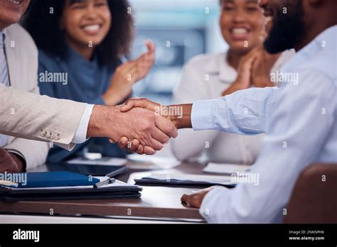 Thank You Handshake Business Photo in HD 的图像结果