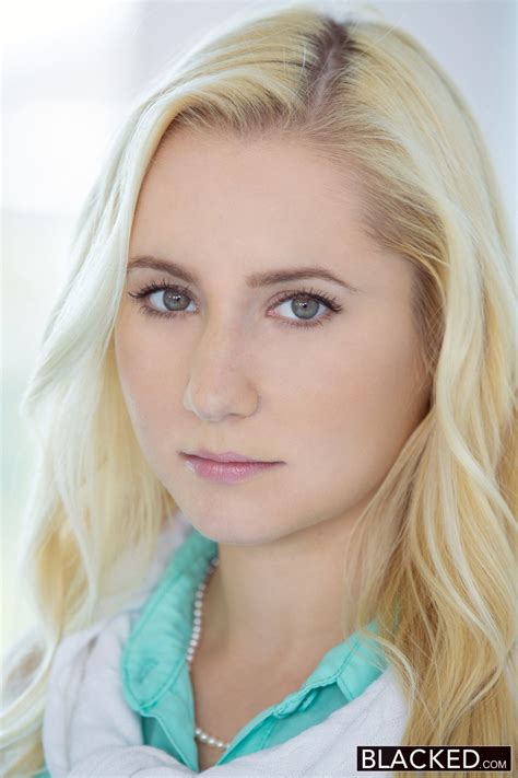 Odette Delacroix's Instagram, Twitter & Facebook on IDCrawl