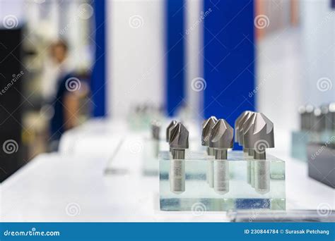Countersink Machining CNC Machine 的图像结果