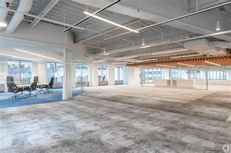 3 Times Sq, New York, NY 10036 - 3 Times Square | LoopNet