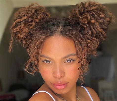 15 Must-Try Curly Bun Hairstyles For Your Curls