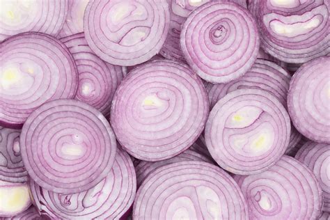 Onions: Calories, Weight Loss, Nutrition Facts, & Health Benefits