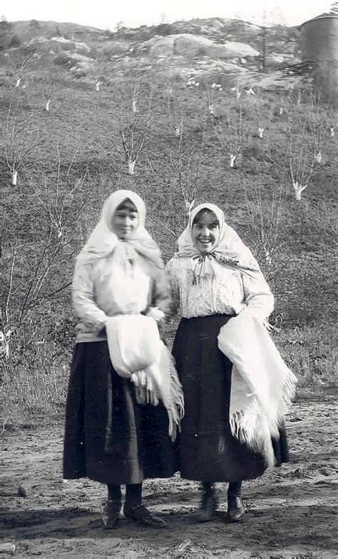 Русские женщины (духоборы) в Канаде, 1930-е: foto_history — LiveJournal
