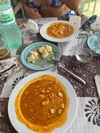 LA PALAPA DE MARESIA, Chipiona - Playa Las Tres Piedras - Restaurant ...