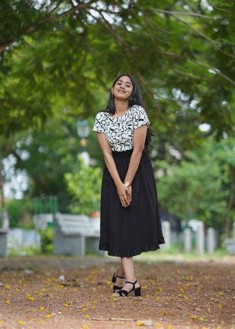 Women's black & white dress