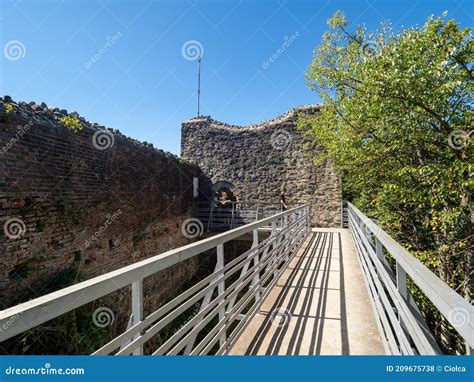 Poenari Castle, Romania stock photo. Image of green - 209675738