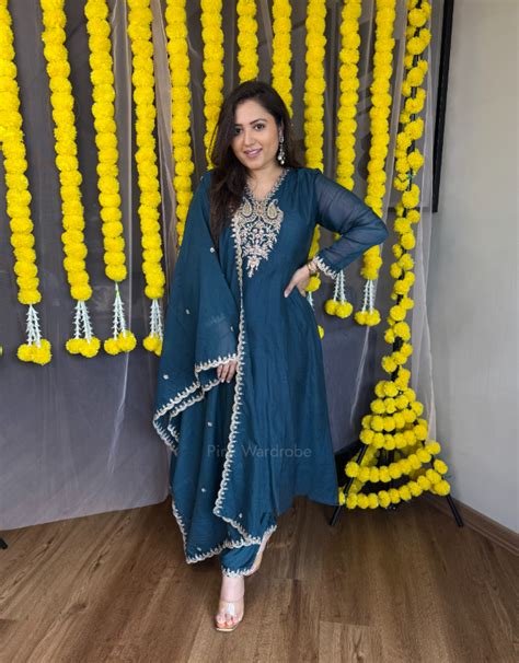 Neelim royal festive Banarasi Mul Chanderi suit