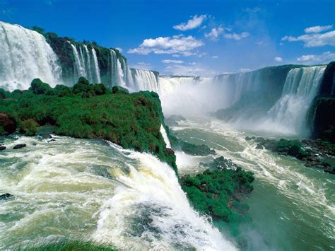 World Visits: Tour to Iguazu Falls in Brazil Cool Place