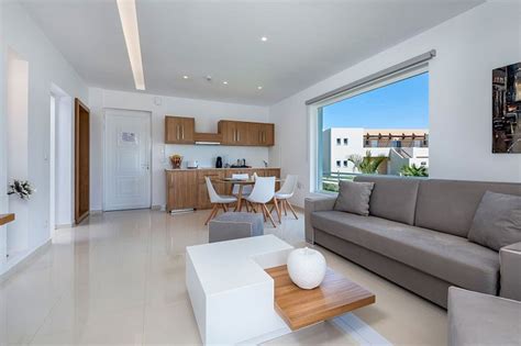 Gaia Palace Mini Golf: Pictures & Reviews - Tripadvisor