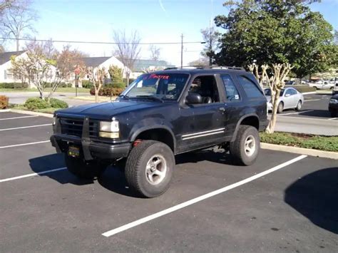 First Gen Ford Explorer 的图像结果