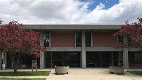 Hours & Location | Berkshire Athenaeum