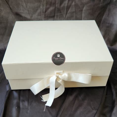 Plain Collapsible Hamper Box (12*10*4") – Prayog Boxes & More