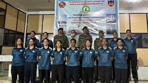 Indian Army Women Crew With Contingents From All Three Armies ...