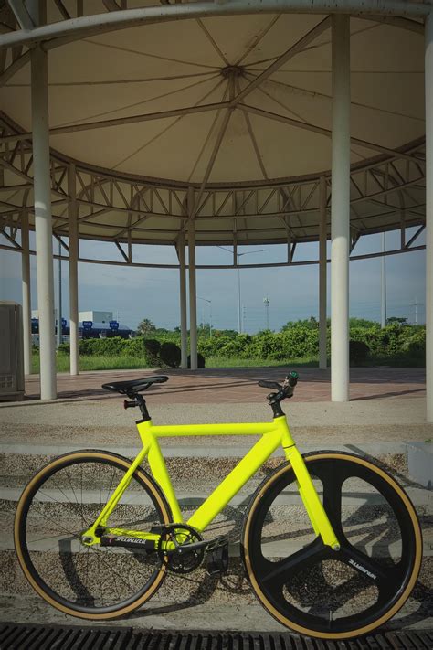 First real ride with the fixed gear (finally mustered up the courage to ...