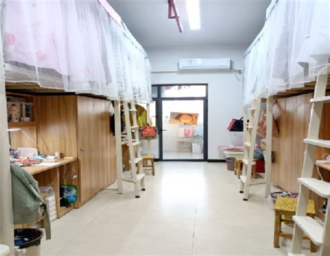 湖南文理学院芙蓉学院宿舍条件怎么样，有空调吗（含宿舍图片）_大学生必备网