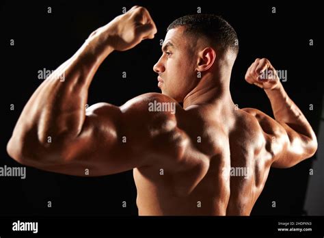 Bodybuilders 的图像结果