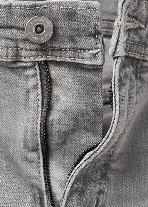 Jan slim-fit grey-wash jeans - Men | MANGO Qatar