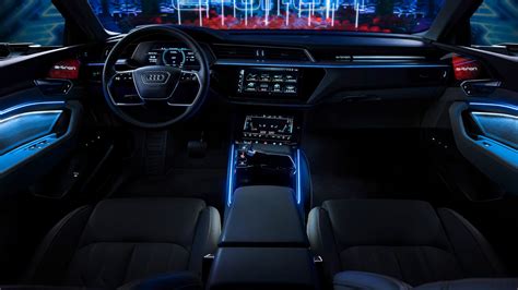 Take a look inside Audi's e-tron electric SUV | Top Gear