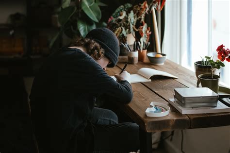 Bipolar in Teens: What Do Manic and Depressive Episodes Look Like ...