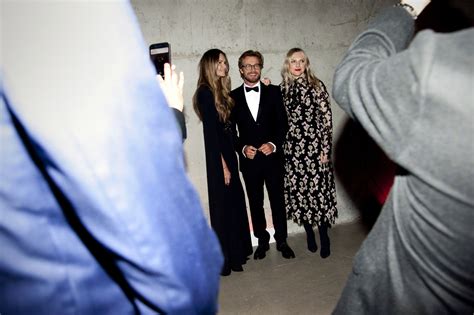 Elle Macpherson Arpad Flynn Alexander Busson