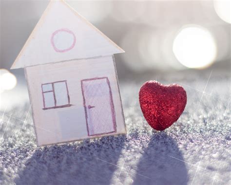 Buy Local Heart 的图像结果