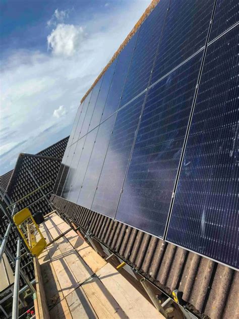 PV System Installation 的图像结果