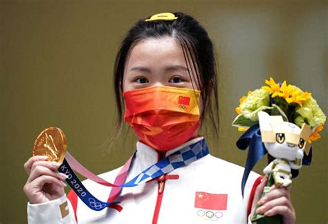 奥运冠军杨倩妈妈去世，细节曝光 | 八阕