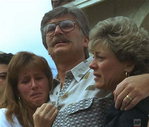 O.J. Simpson Murder Trial: Nicole Brown Simpson and Ronald Goldman ...