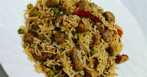 Soya Chunks Pulao Recipe by Saba Firoz Shaikh - Cookpad
