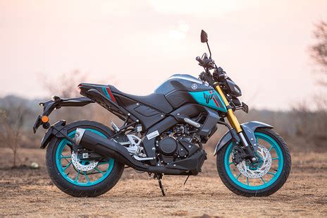 Yamaha MT-15 V2.0 Deluxe On Road Price in Ahmedabad & 2023 Offers, Images