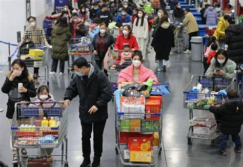 过年│江苏南京：消费市场迎兔年“开门红”，城市活力满格回升