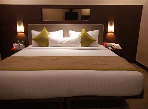 MAYFLOWER HOTEL (Guwahati, Assam) - Hotel Reviews, Photos, Rate ...