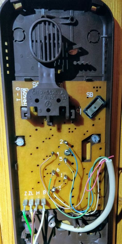 Miwi 1132 Intercom Wire Connection Guide: 6-Wire Installation with ...