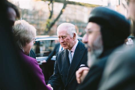 King Charles III visits King’s Cross churches to meet and pray with ...