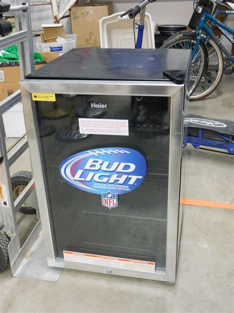 Bud Light Mini Bar Cooler Fridge NFL Commercial Beer Fridge Made By Haier
