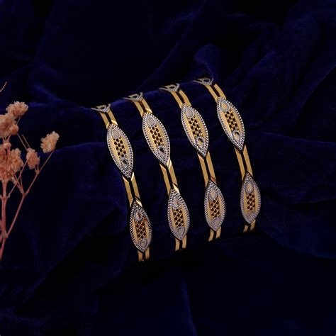 Classic Charm 4 Pcs Bangles – Cygni Bangles