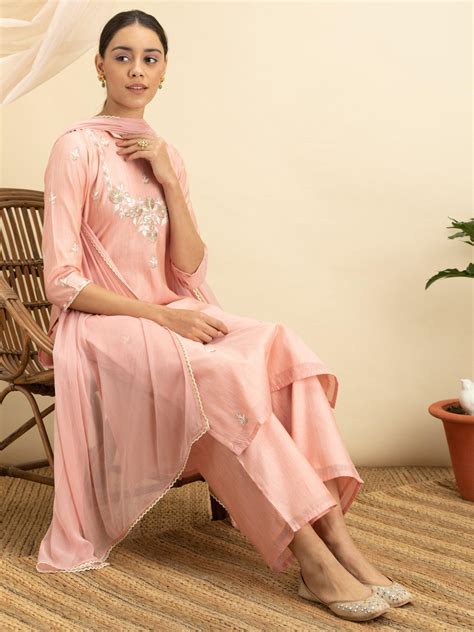 Buy Silk Clothing for Women Online in India at Best Price | Libas