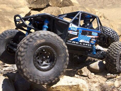 Rugged RC Off-Roaders : axial rr10 bomber