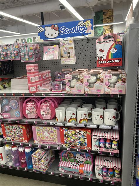 Five Below Hello Kitty run 😍💖 : r/sanrio