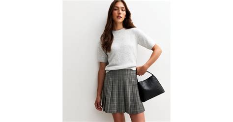 Grey Checked Box Pleat Mini Skirt | New Look