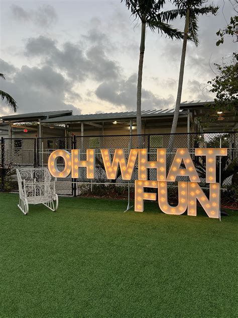 Marquee Element Tutorial 的图像结果