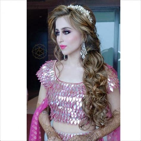 20+ Open Hairstyle Ideas for Wedding Functions