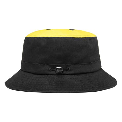 Chinatown Market Smiley Bucket Hat – Capsul
