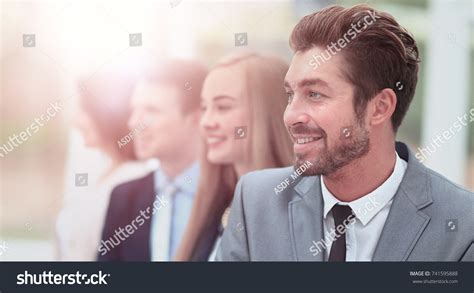 Business People Smiling 的图像结果